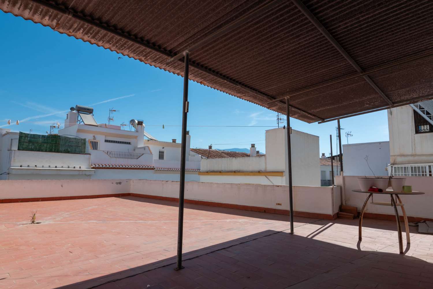 Casa reformada en venta en el centro de Salobreña