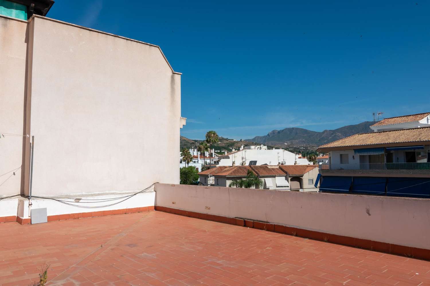 Casa reformada en venta en el centro de Salobreña