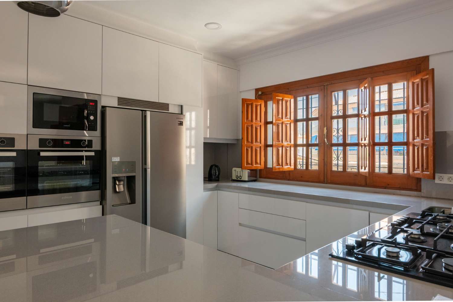 Casa reformada en venta en el centro de Salobreña
