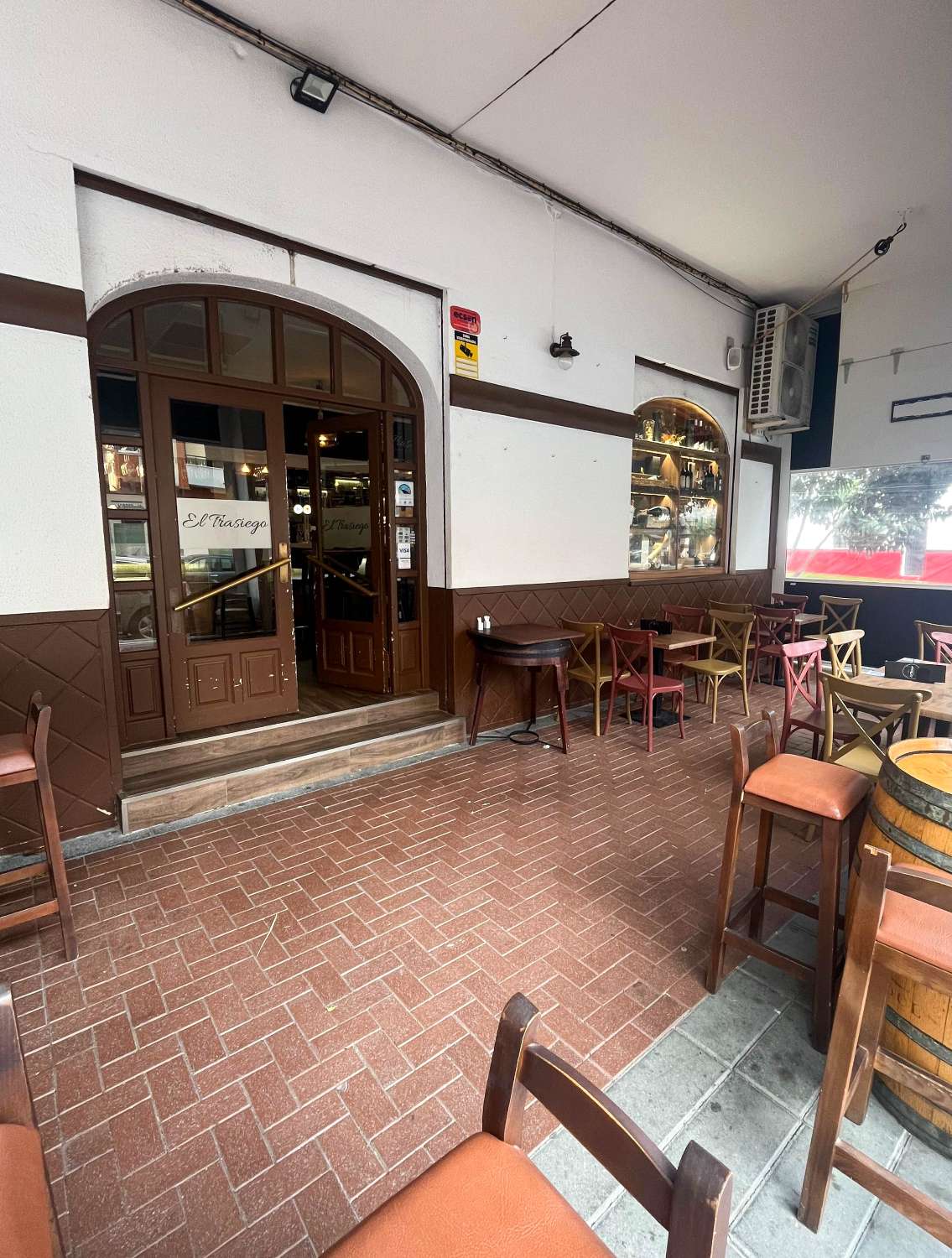 Traspaso de restaurante en pleno centro de Motril con amplia terraza