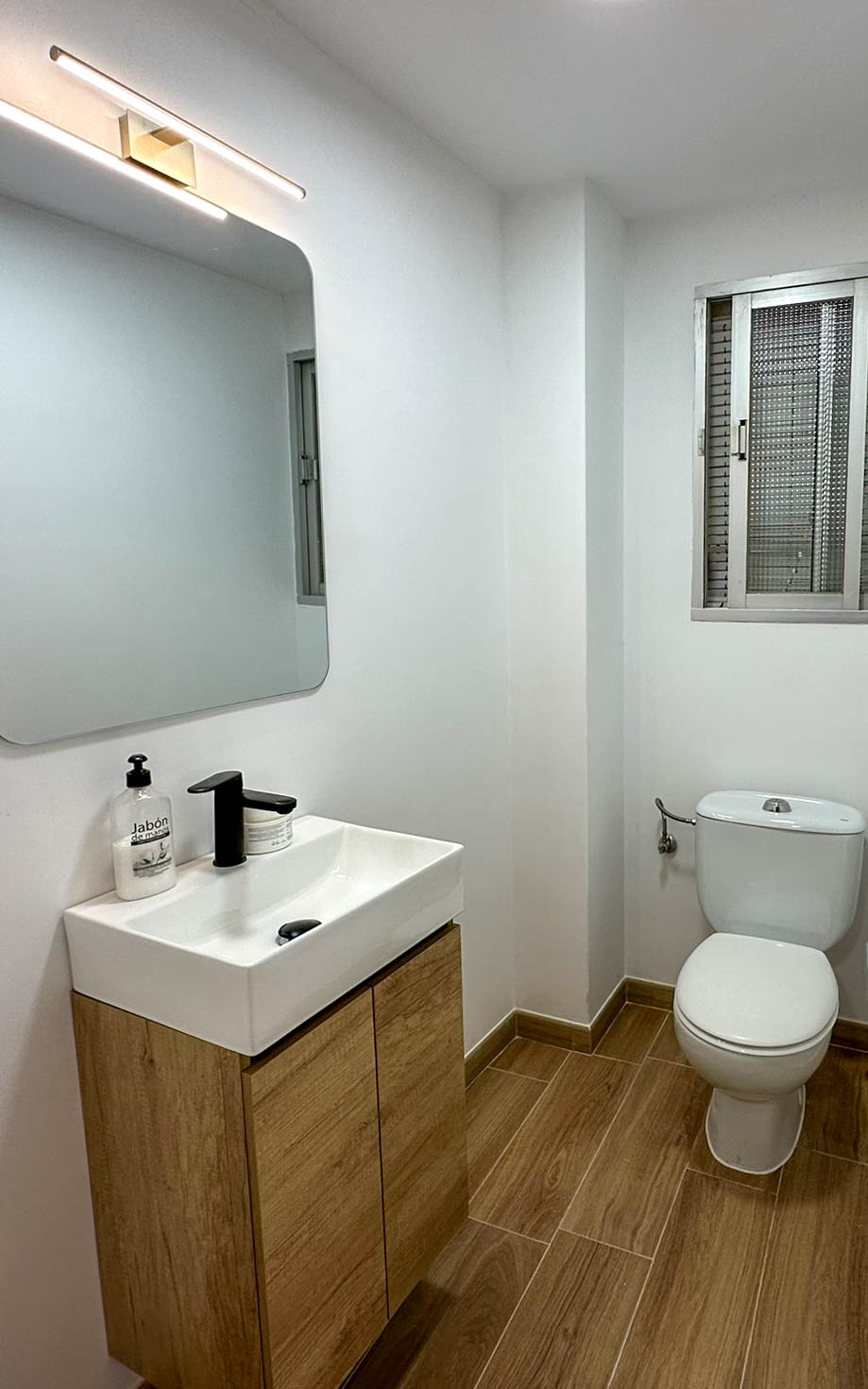 Casa reformada en alquiler en Salobreña