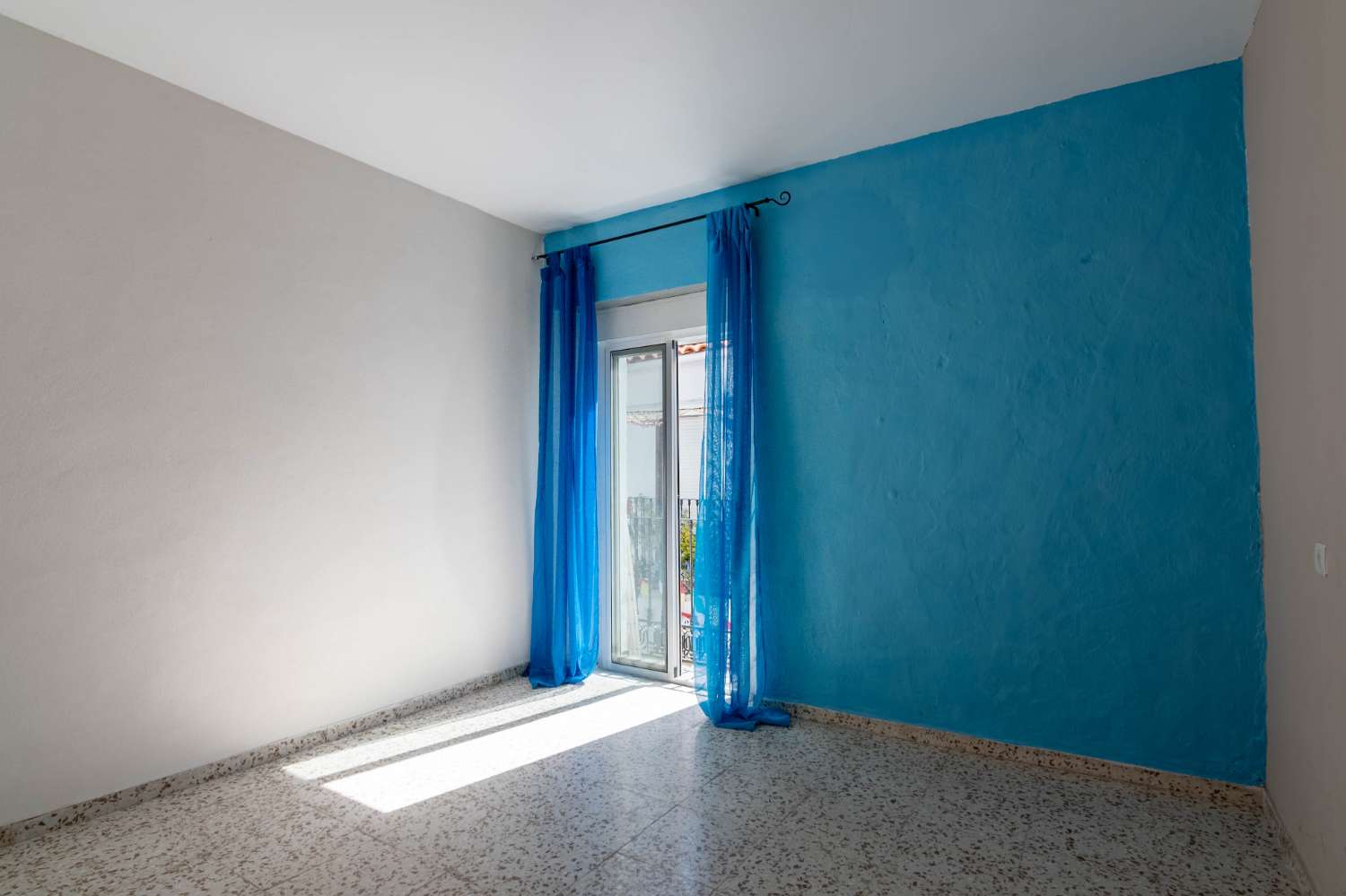 Acogedora casa con vistas a la montaña en venta