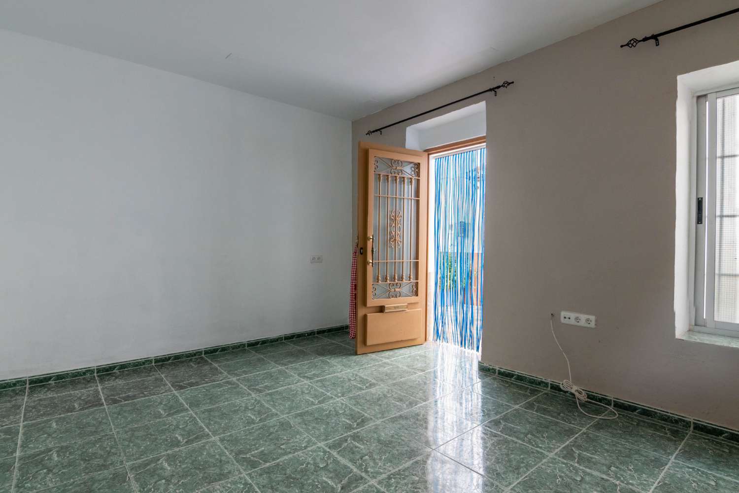 Acogedora casa con vistas a la montaña en venta