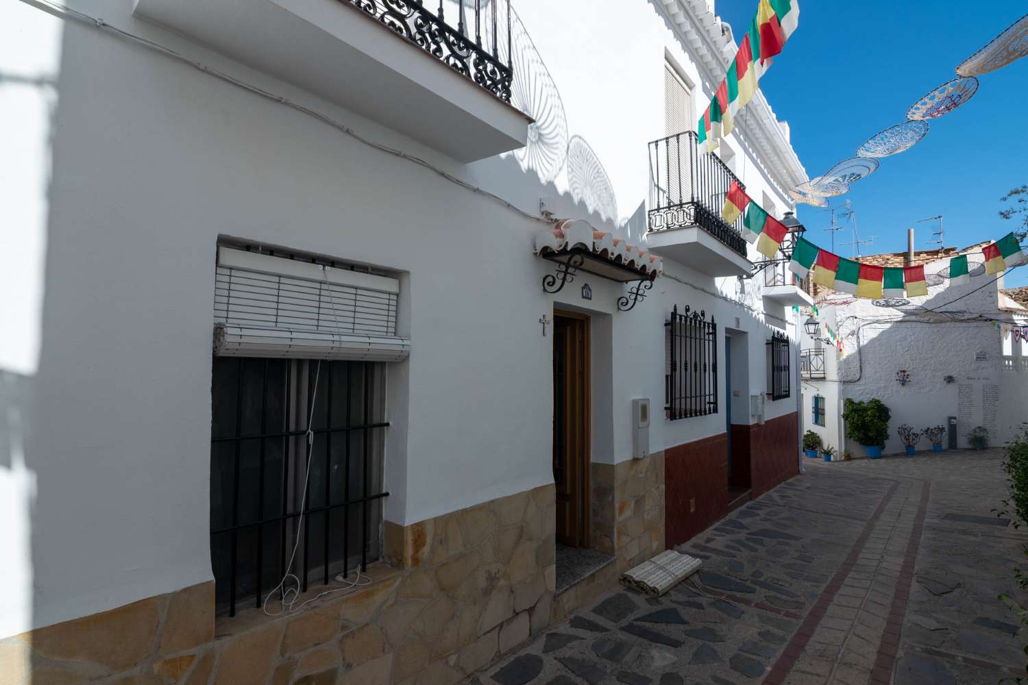 Acogedora casa con vistas a la montaña en venta