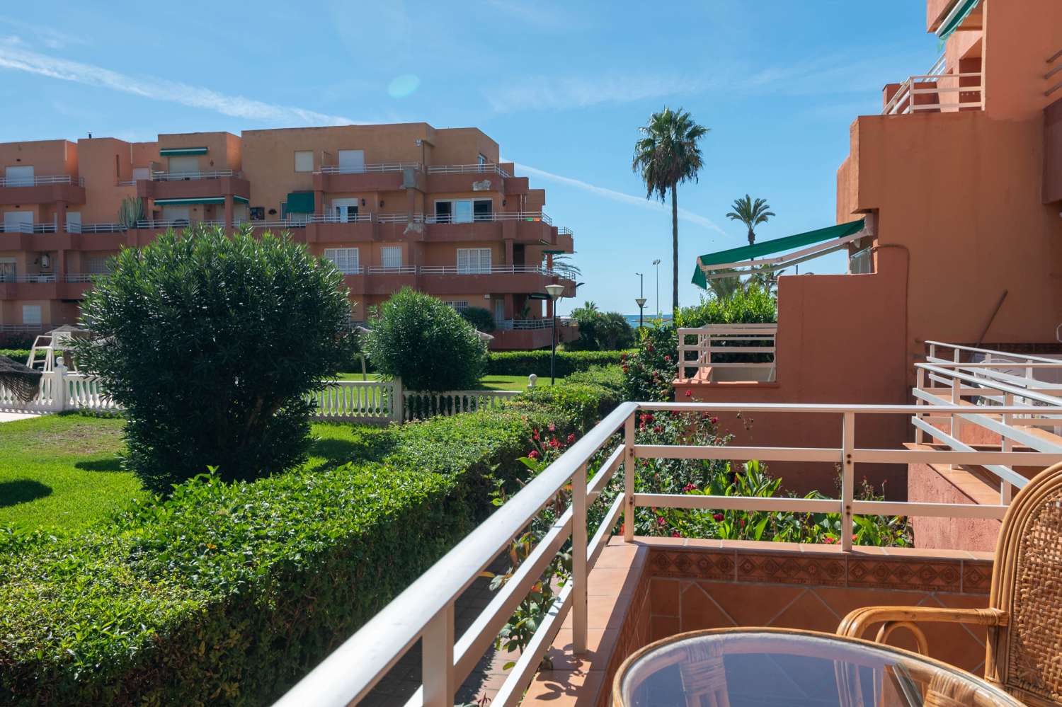 Apartamento en primera línea de playa en Salobreña