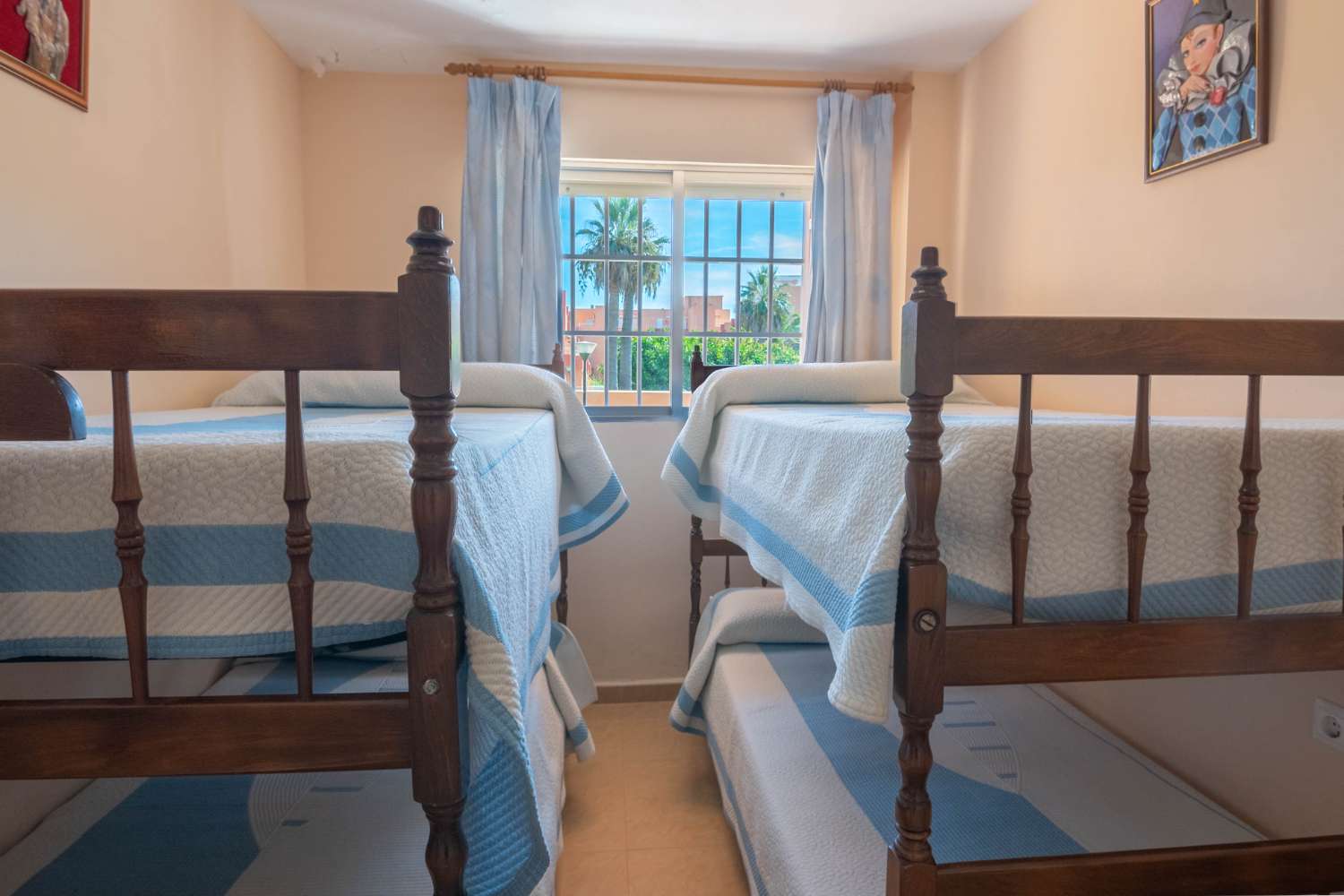 Apartamento en primera línea de playa en Salobreña