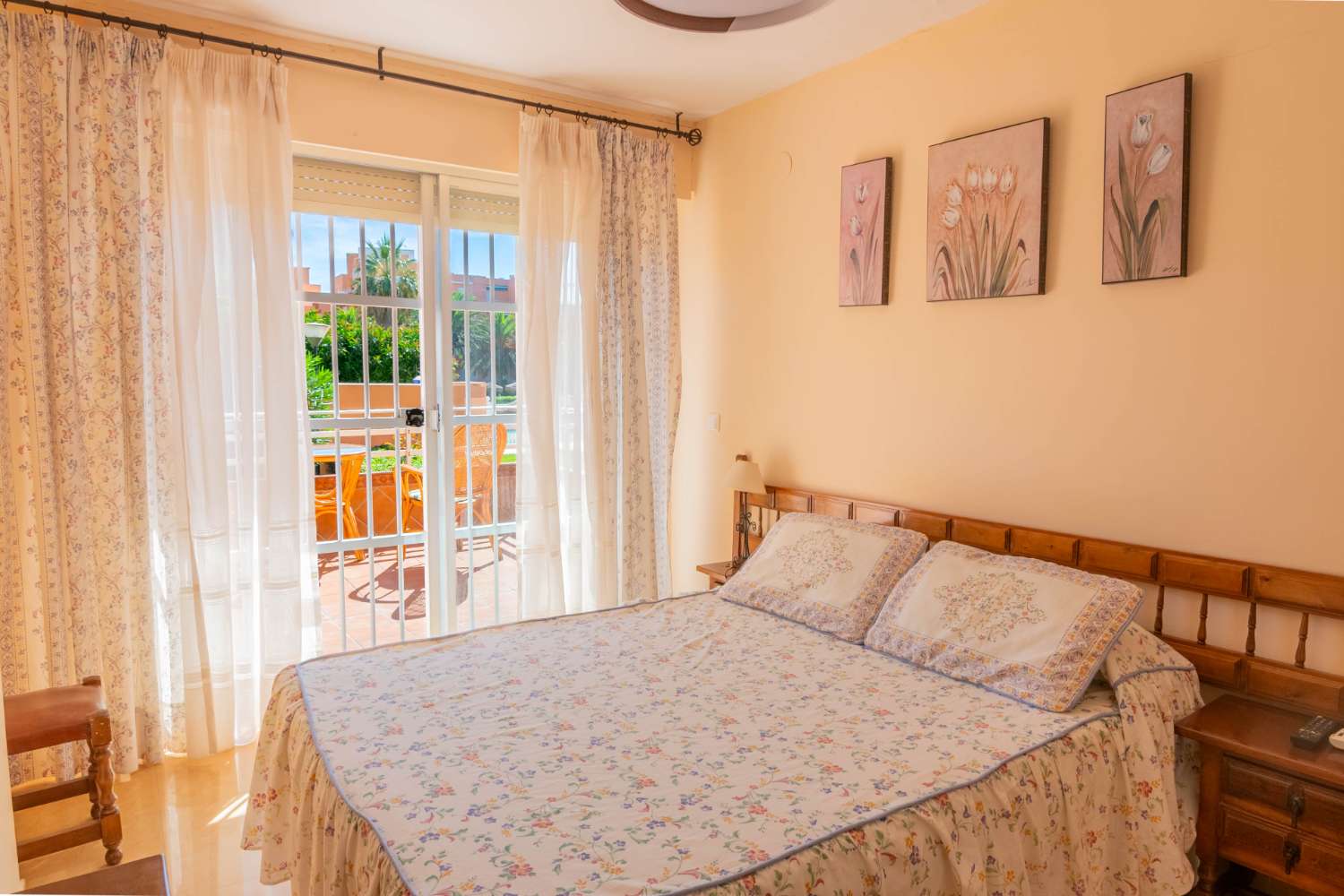 Apartamento en primera línea de playa en Salobreña