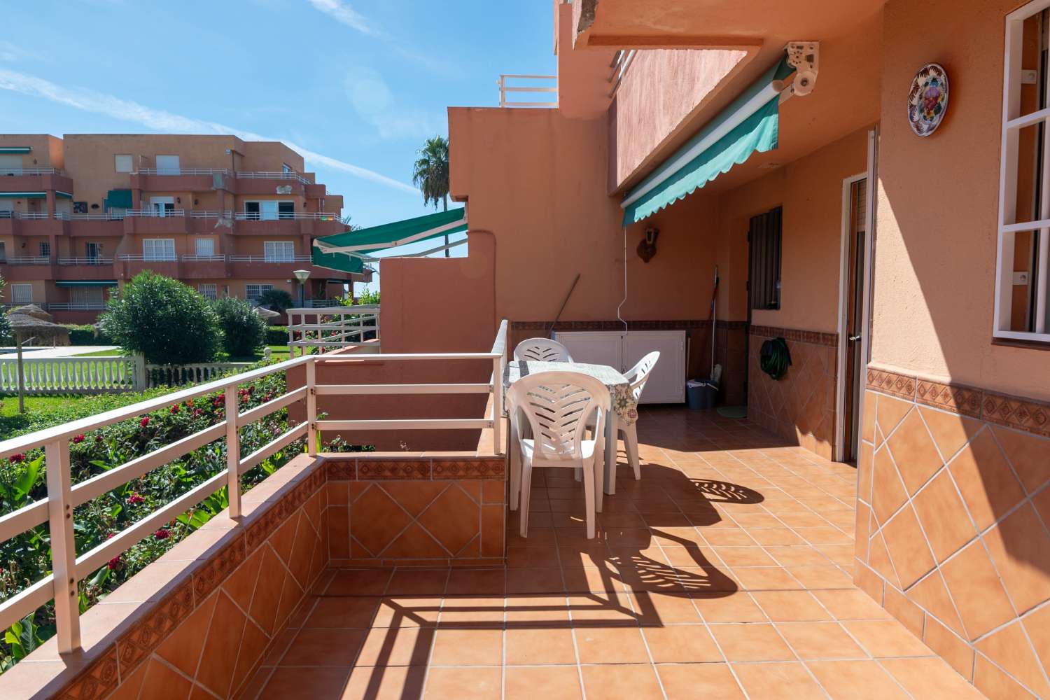 Apartamento en primera línea de playa en Salobreña