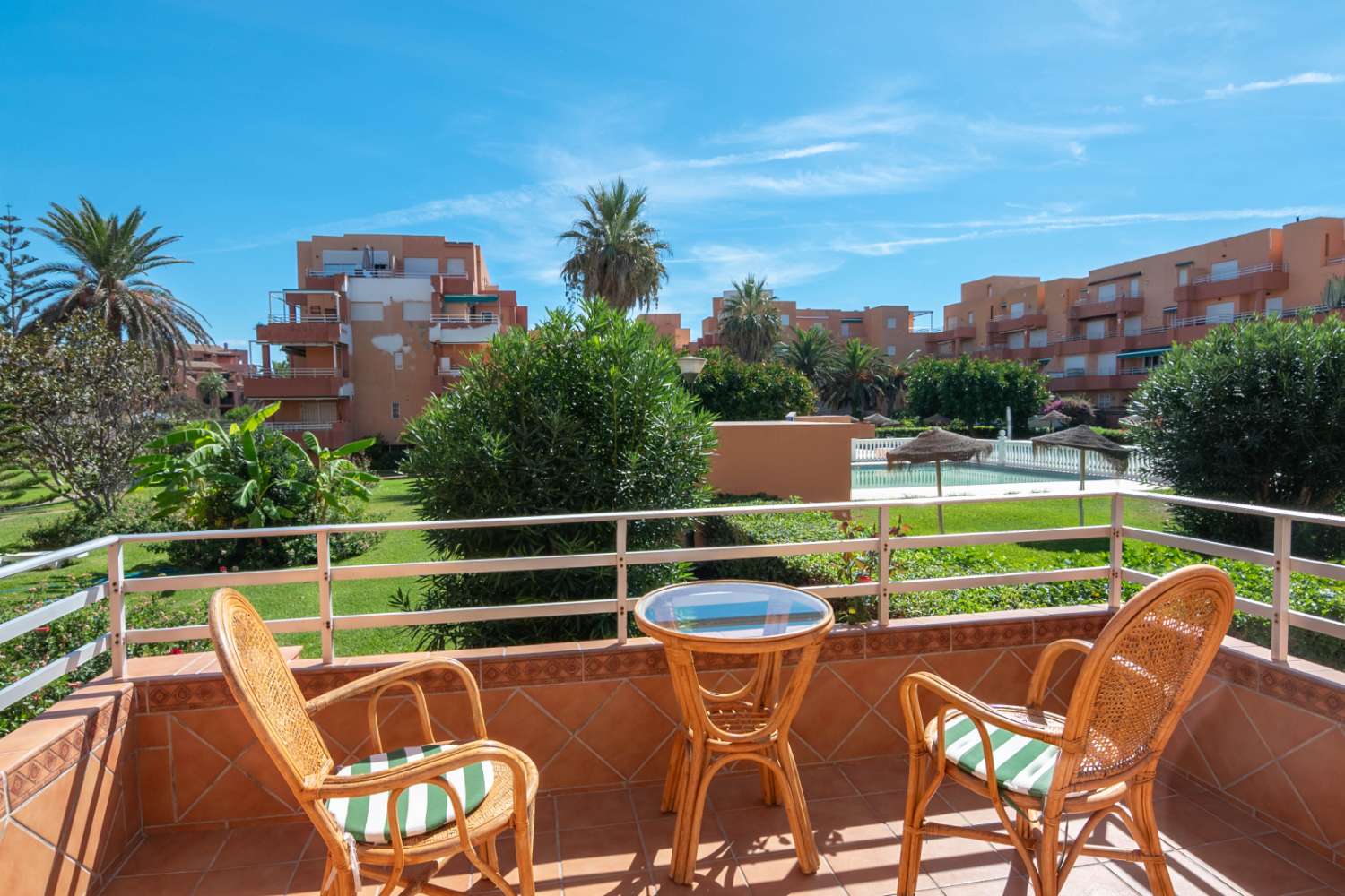 Apartamento en primera línea de playa en Salobreña