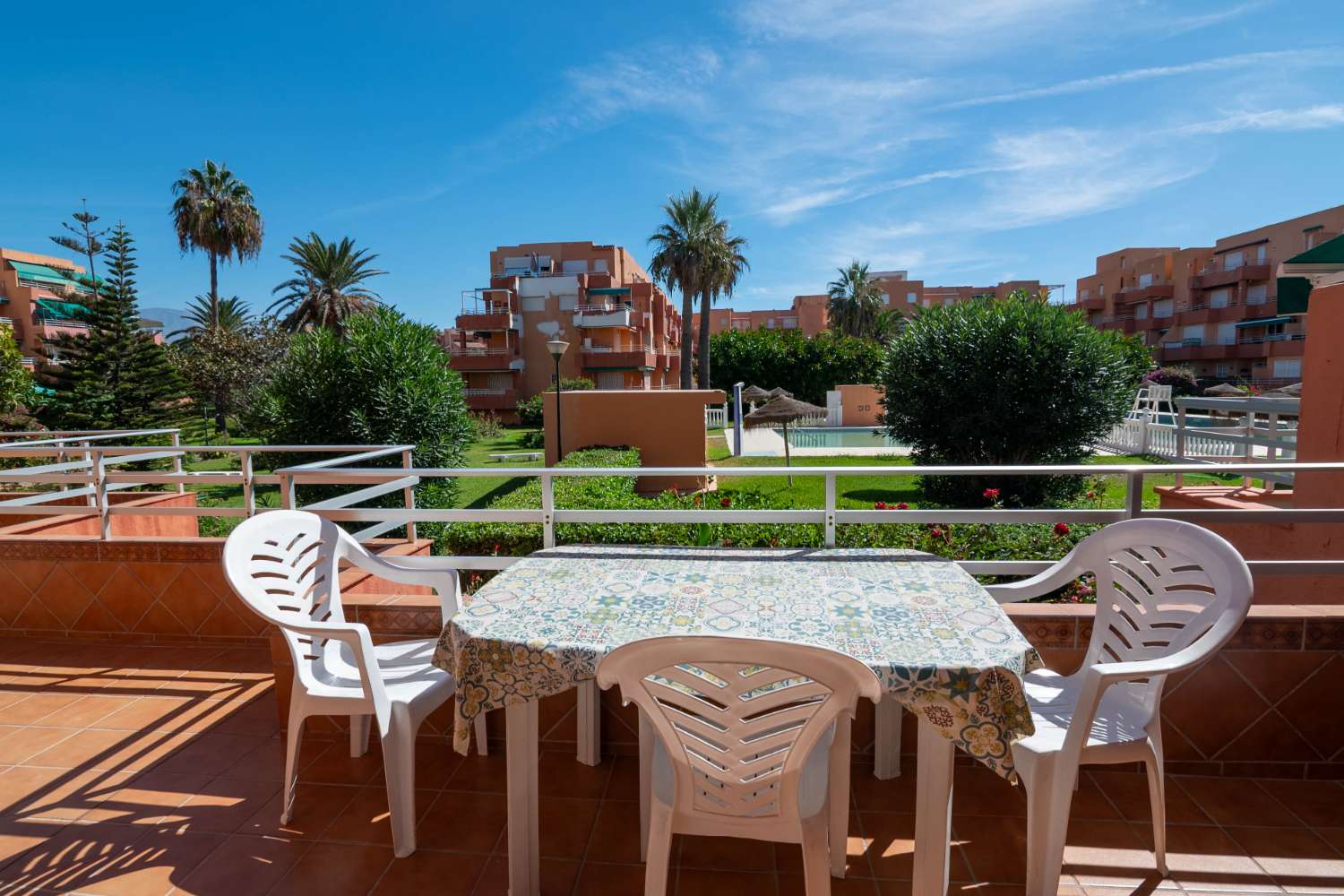 Apartamento en primera línea de playa en Salobreña