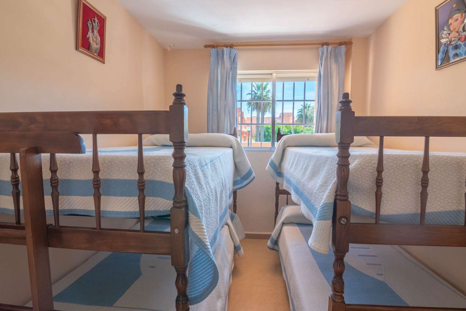 Apartamento en primera línea de playa en Salobreña