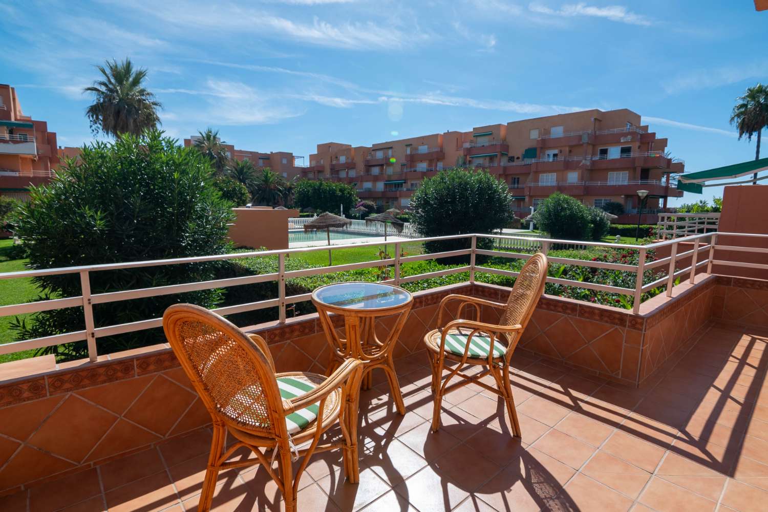 Apartamento en primera línea de playa en Salobreña