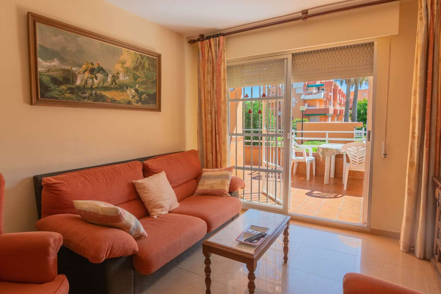 Apartamento en primera línea de playa en Salobreña