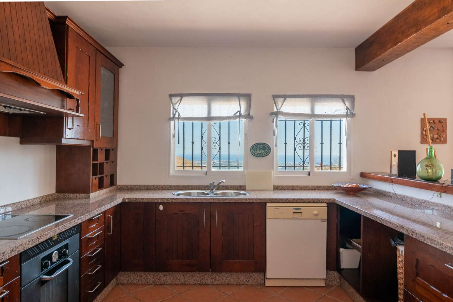 Villa con vistas panorámicas a 15 minutos de la costa