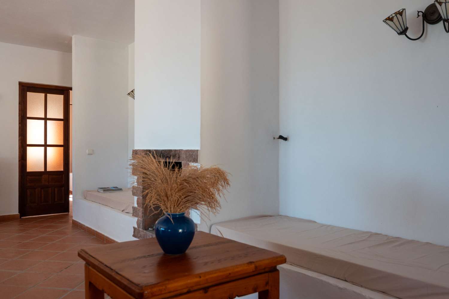 Villa con vistas panorámicas a 15 minutos de la costa