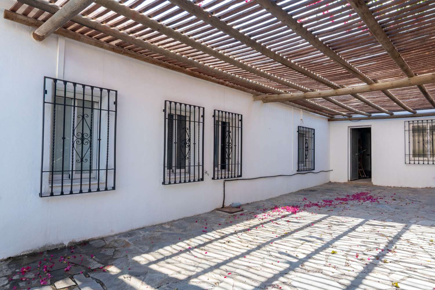 Villa con vistas panorámicas a 15 minutos de la costa