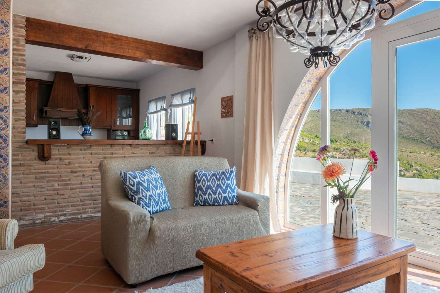 Villa con vistas panorámicas a 15 minutos de la costa