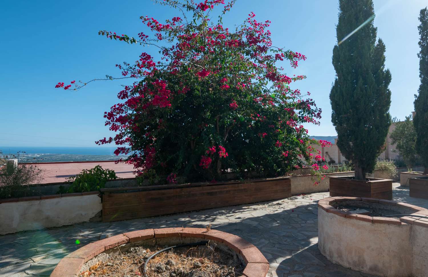 Villa con vistas panorámicas a 15 minutos de la costa