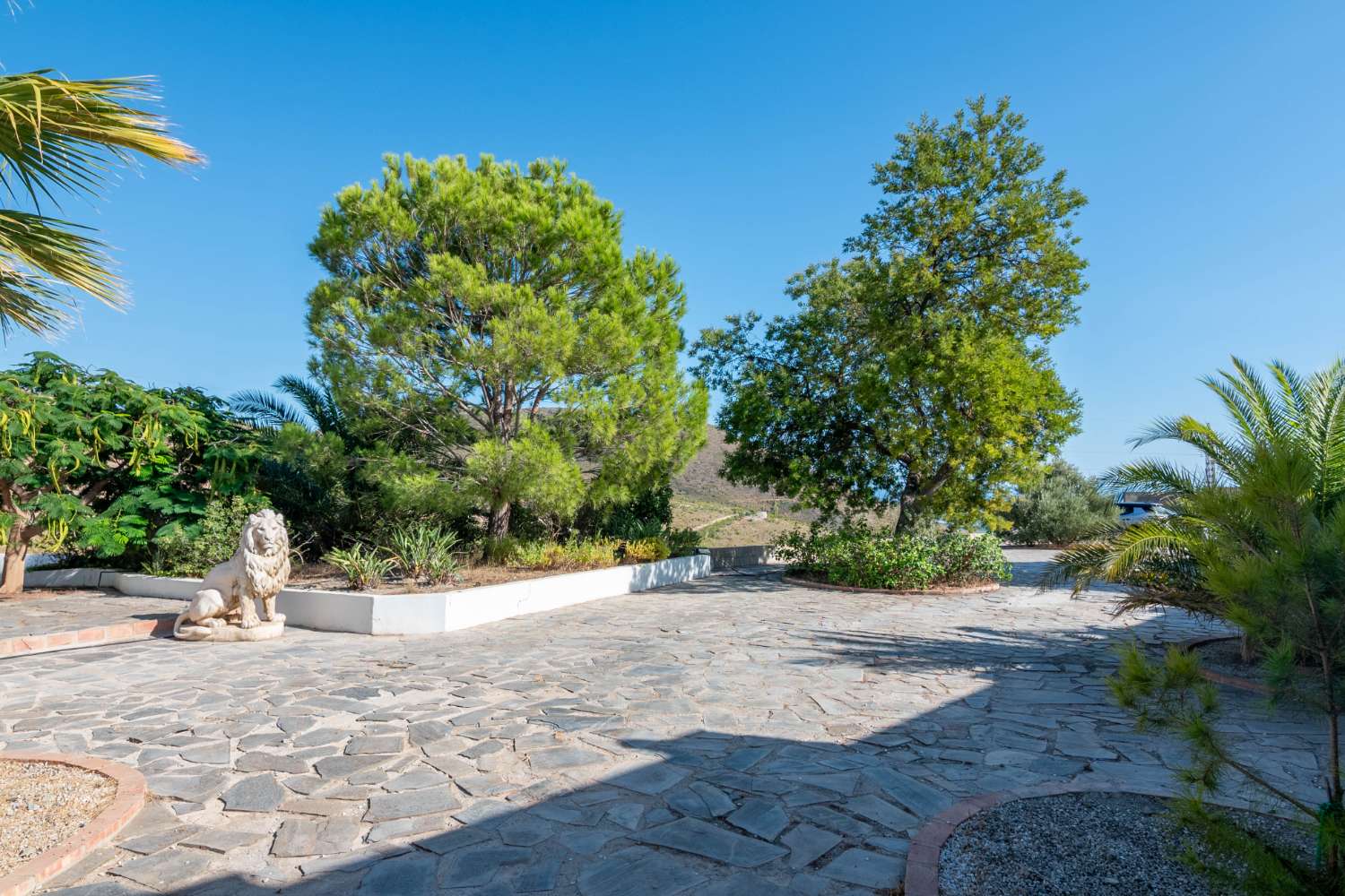 Villa con vistas panorámicas a 15 minutos de la costa