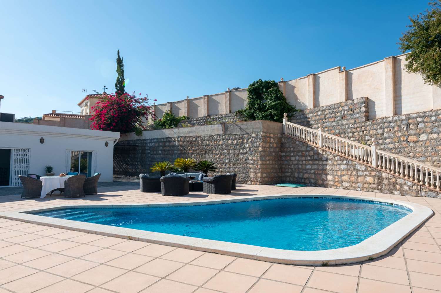 Villa con vistas panorámicas a 15 minutos de la costa