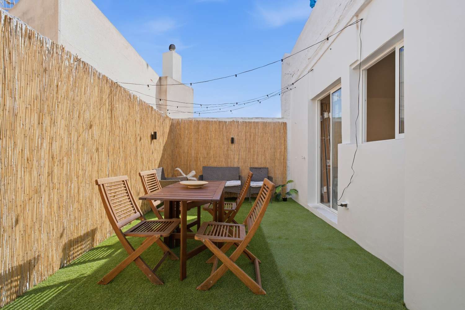 Encantadora casa de pueblo reformada en Salobreña