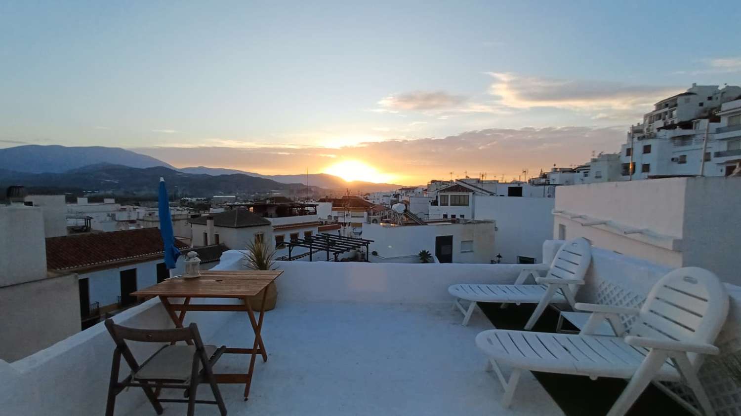 Encantadora casa de pueblo reformada en Salobreña