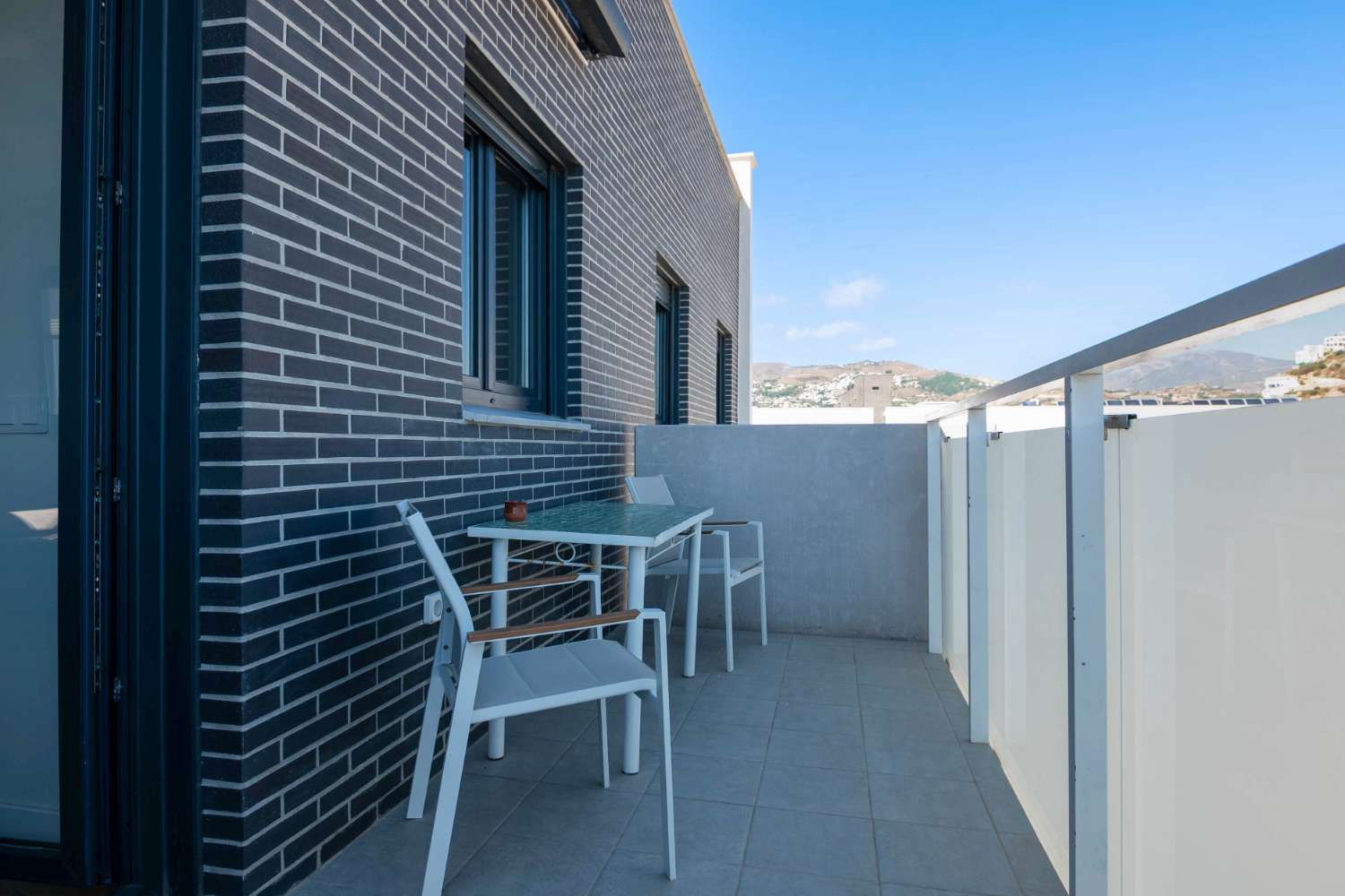 Exclusivo ático con vistas panorámicas en Salobreña
