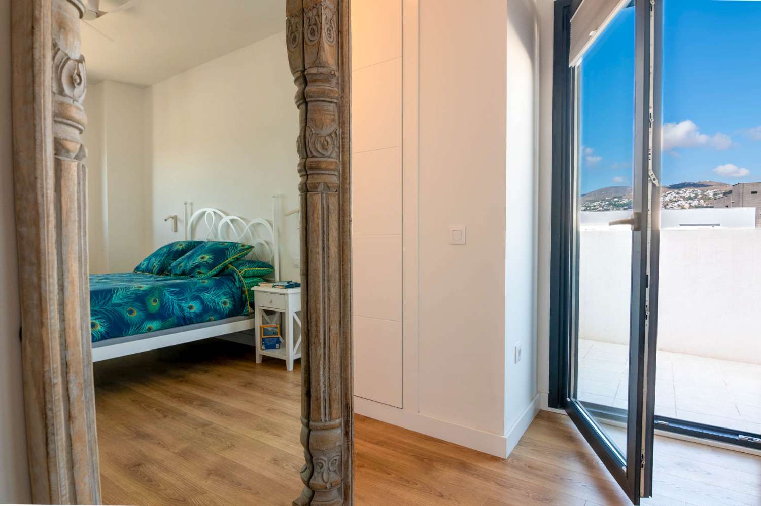 Exclusivo ático con vistas panorámicas en Salobreña